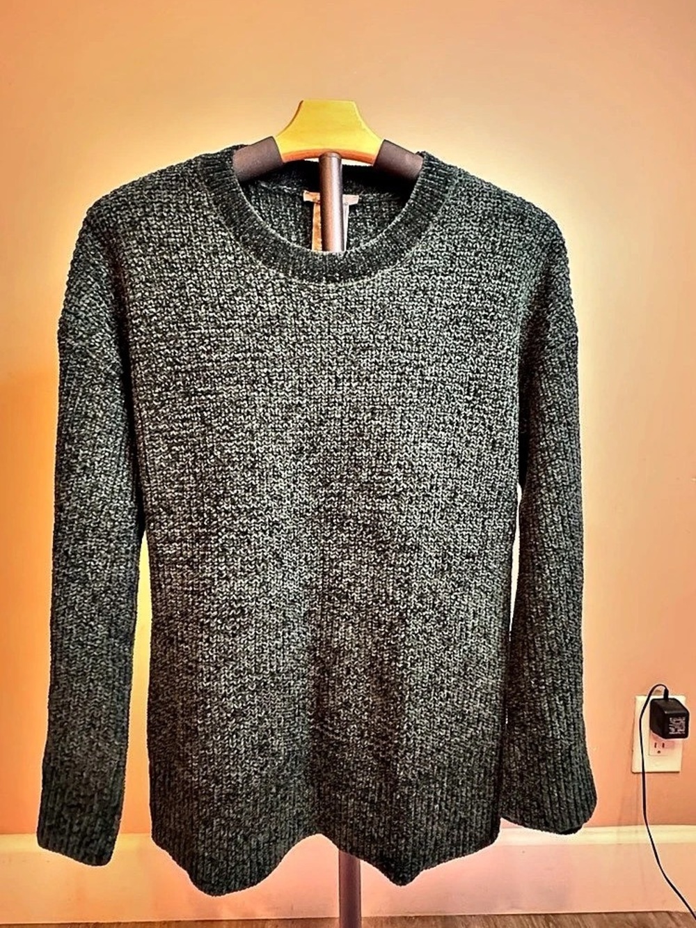 Matty M Dark Green Chenille Sweater Women’s Medium Crewneck Cozy Knit